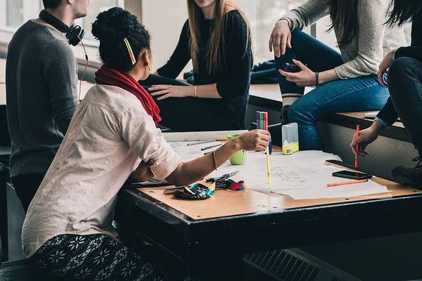 Pourquoi les études supérieures sont essentielles pour votre avenir professionnel