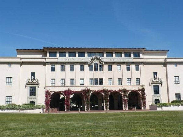 Comment renforcer le lien entre les établissements d'enseignement supérieur et les territoires ?